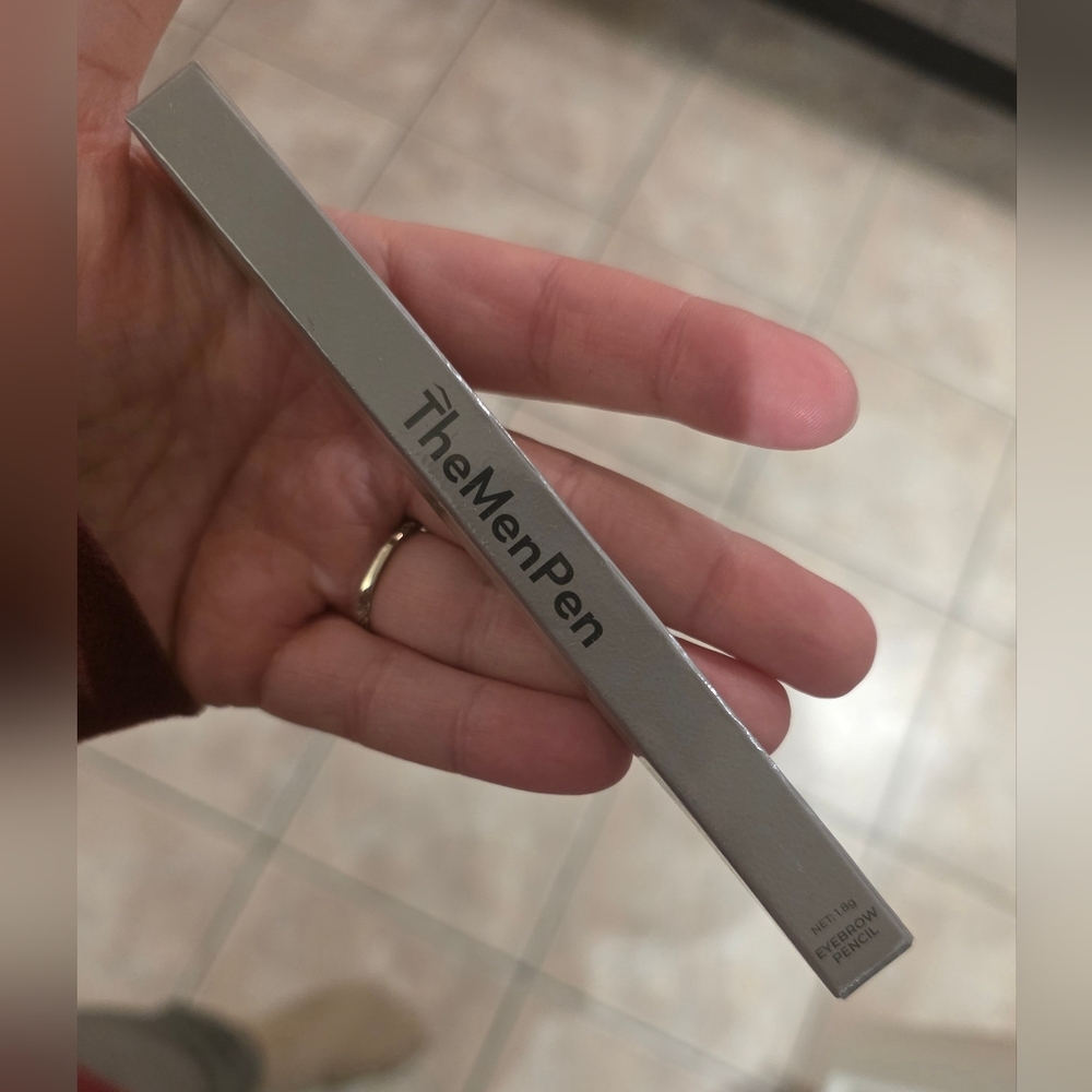 The Men Pen dark brown - new - popular TikTok Shop item for eyebrows - makeup